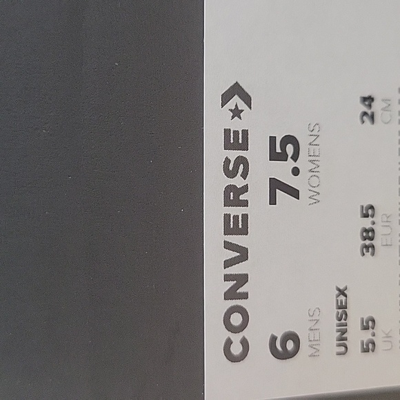 Converse high top Brand new. - Picture 13 of 15